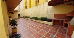 VENTA DE CASA BIFAMILIAR EN RIOMAR